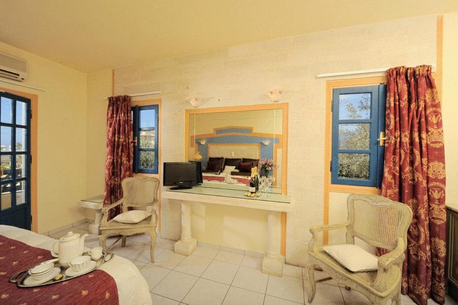 Parthenis Hotel & Suites マリア エクステリア 写真